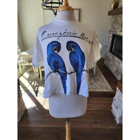 Vintage 80s 90s Single‎ Stitch Artist Painted Parrot Tee Amazonia Brasil - Picture 1 of 11